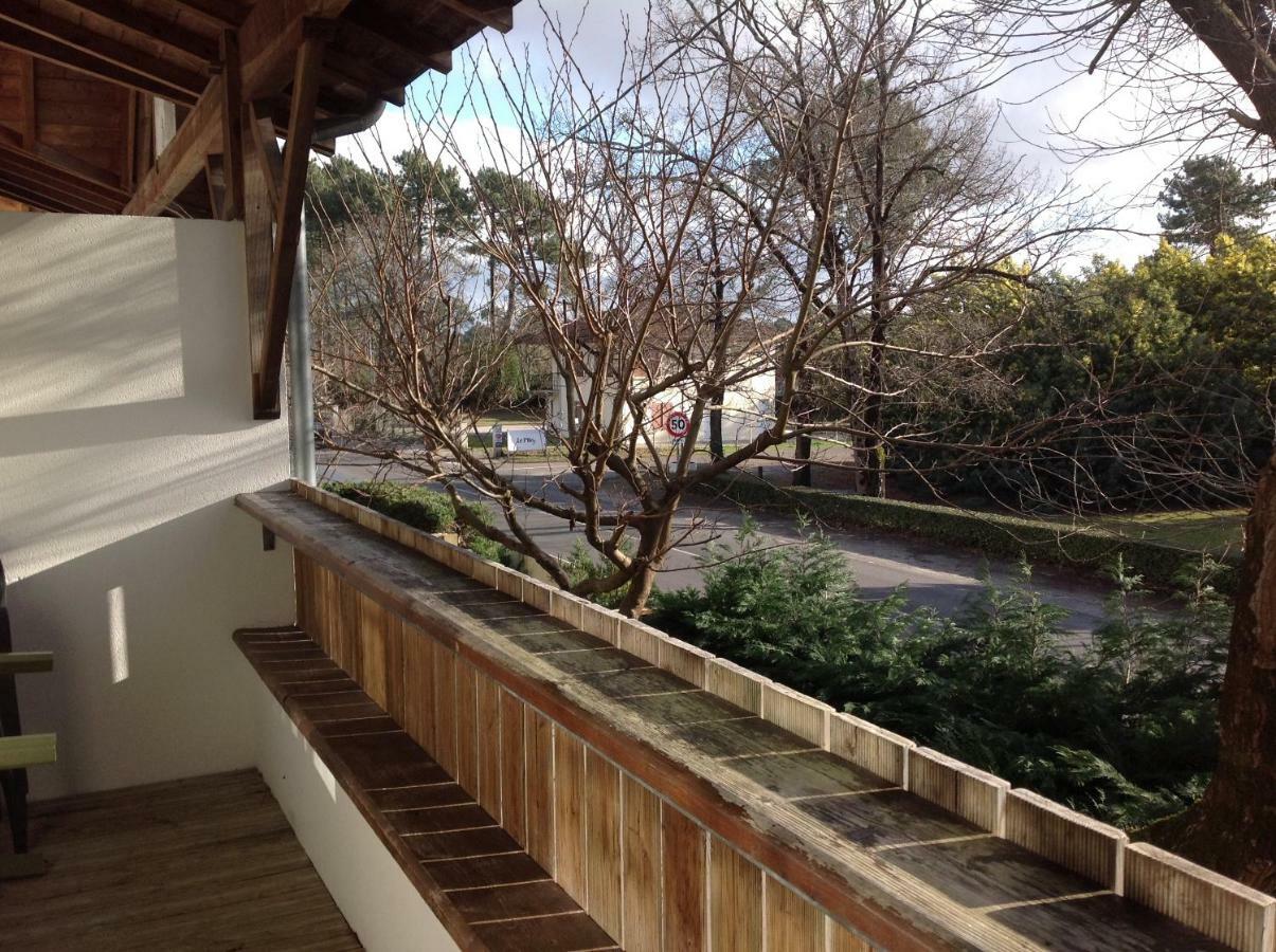 Duplex Bord Bassin D'Arcachon Apartment Ares Exterior photo